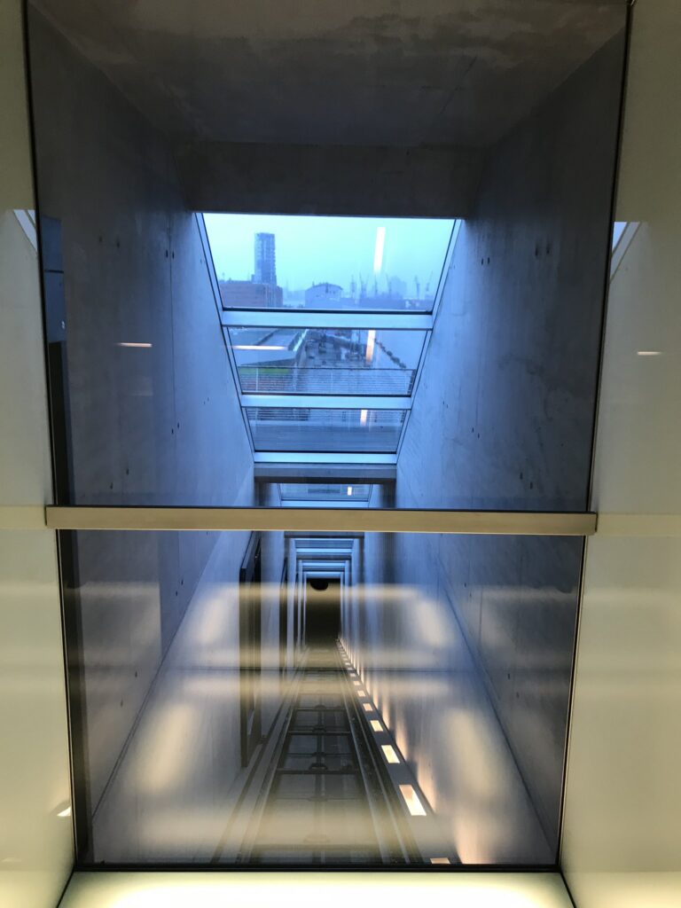 Aric-Elevator